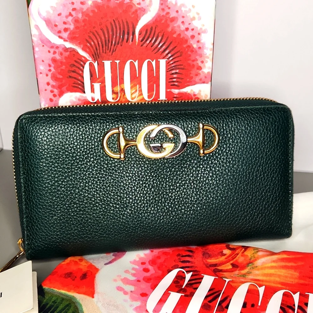 Gucci Zumi Green Two Tone GG Horsebit Zip Wallet - Picture 2 of 13